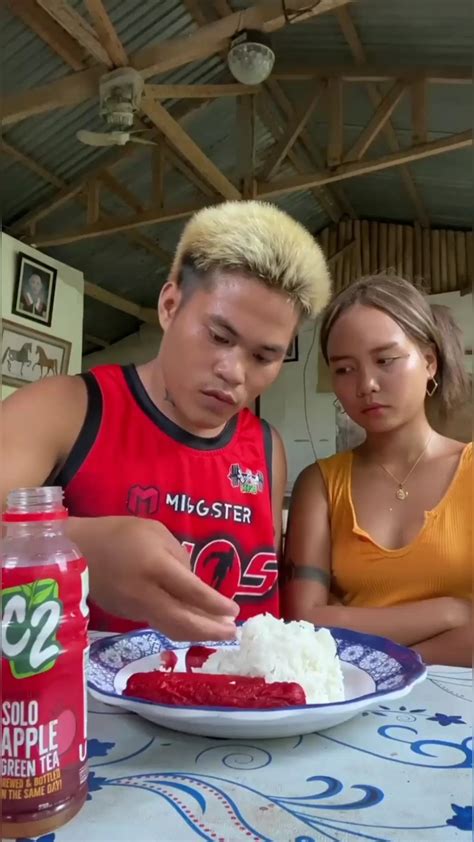 Ang sarap talaga umiyot pag maganda ang chix .